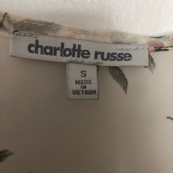 Dress - Picture 3 of 4